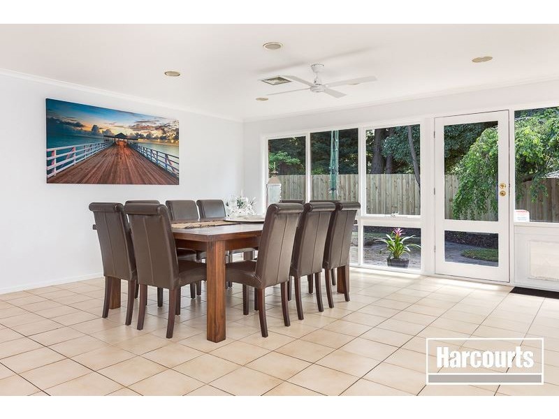 14 Bournevale Drive, Berwick VIC 3806