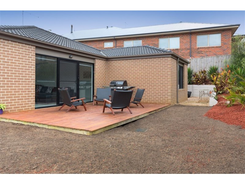 12 Whistler Drive, Berwick VIC 3806
