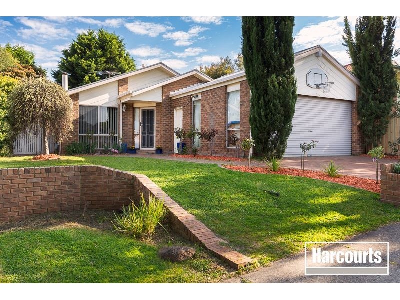 2 Janson Close, Narre Warren South VIC 3805