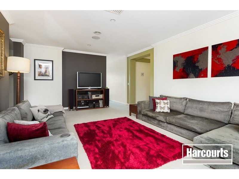 8 Hamdon Green, Berwick VIC 3806