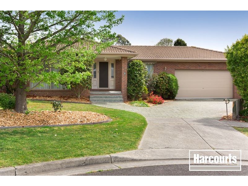 2 Travis Court, Berwick VIC 3806