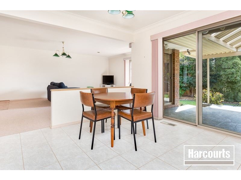 2 Travis Court, Berwick VIC 3806