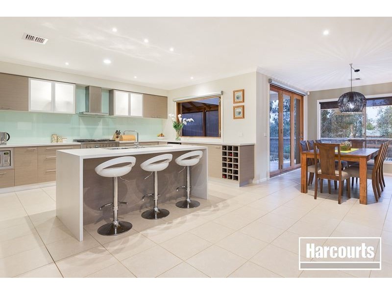 12 Ambrose Court, Berwick VIC 3806