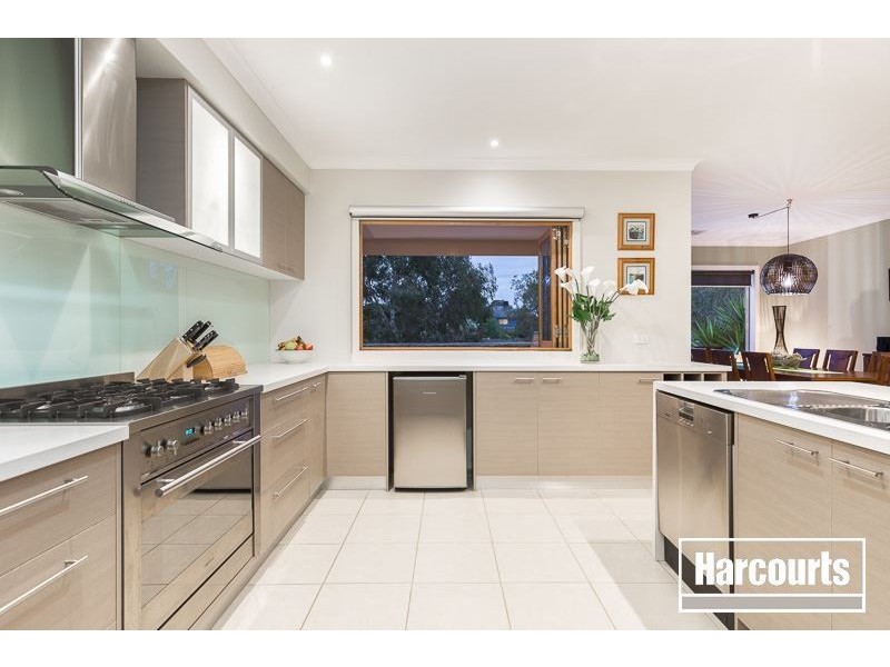 12 Ambrose Court, Berwick VIC 3806