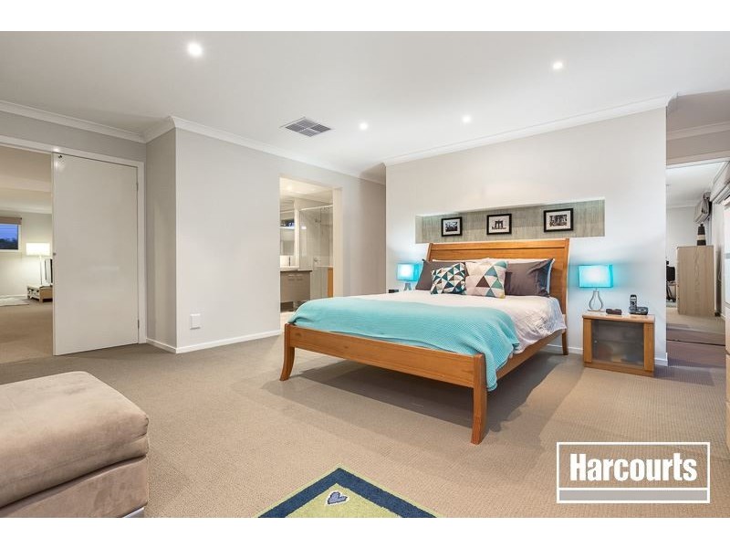 12 Ambrose Court, Berwick VIC 3806