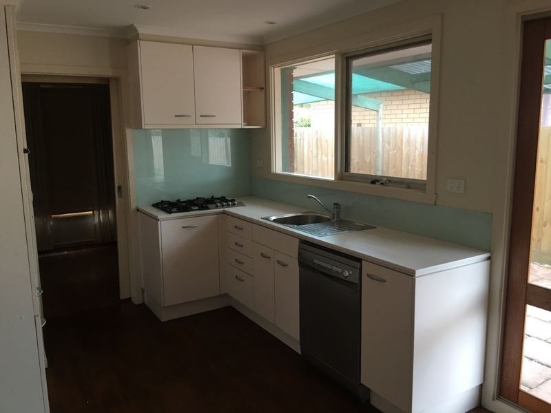 5 Tadstan Drive, Hampton Park VIC 3976