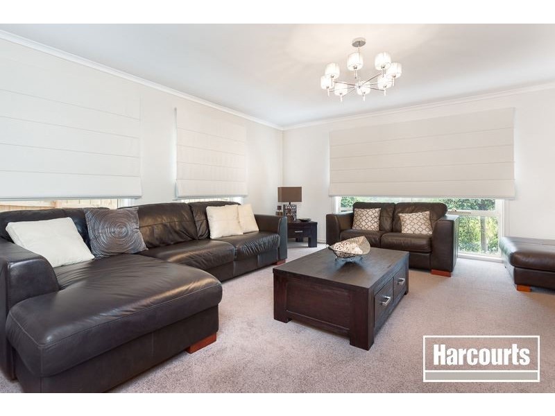 21 Telford Drive, Berwick VIC 3806