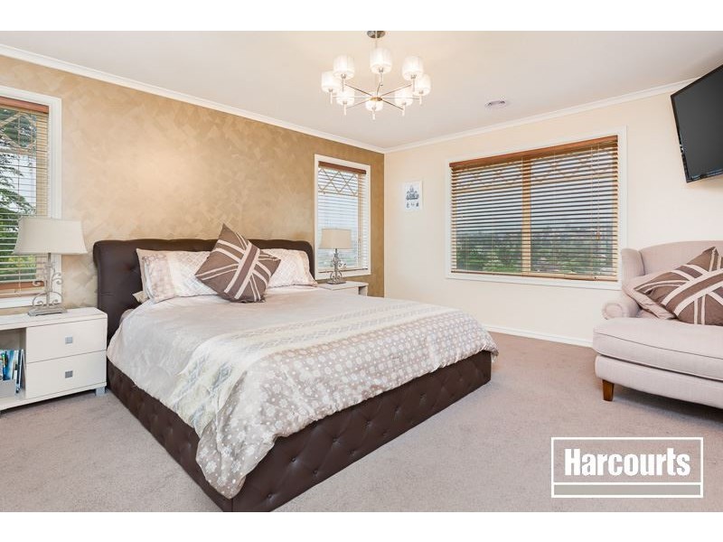21 Telford Drive, Berwick VIC 3806