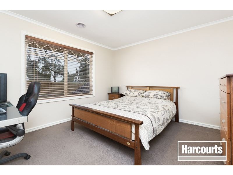 21 Telford Drive, Berwick VIC 3806