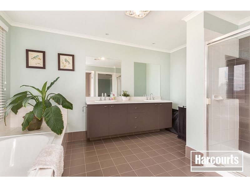 7 Lincoln Avenue, Berwick VIC 3806