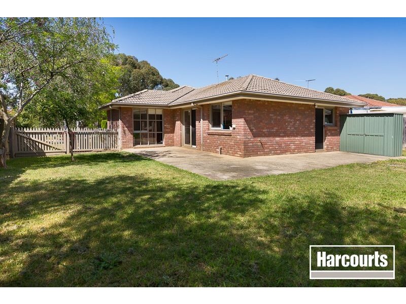 24 Coolabah Grove, Berwick VIC 3806