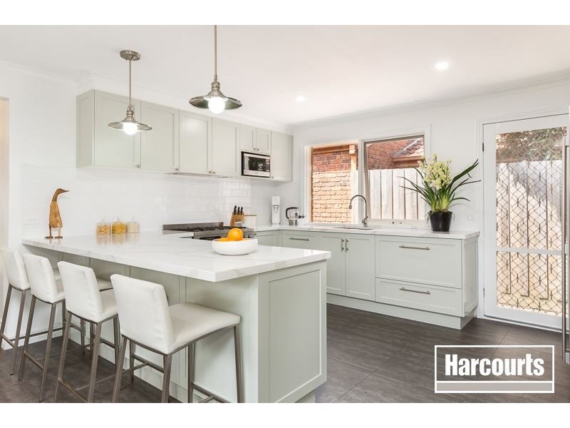 19 Bangalay Place, Berwick VIC 3806