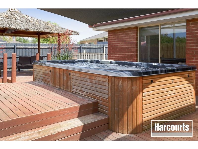 11 Bancroft Avenue, Narre Warren South VIC 3805