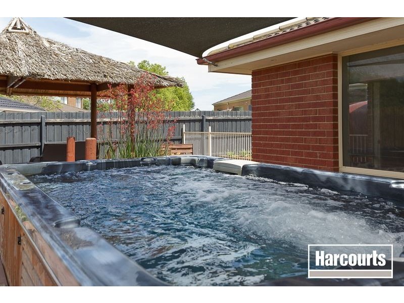 11 Bancroft Avenue, Narre Warren South VIC 3805