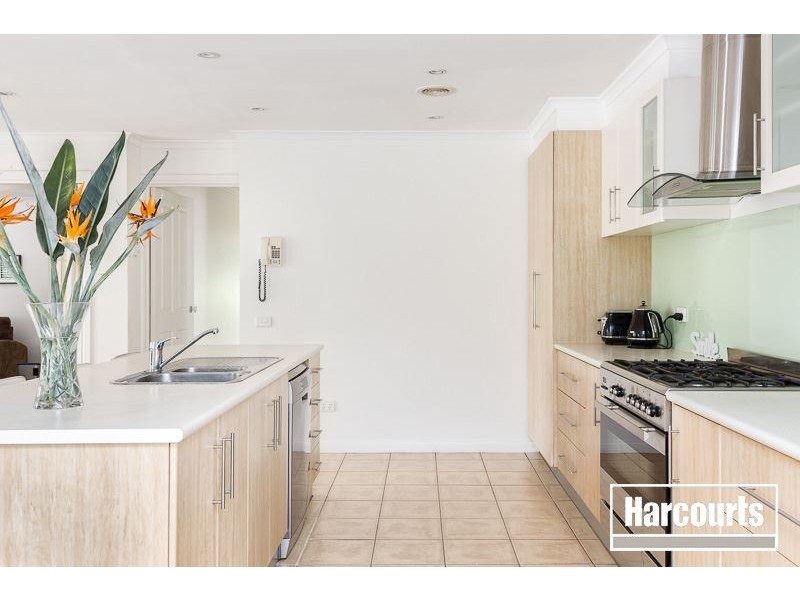 18 Tyntynder Close, Berwick VIC 3806