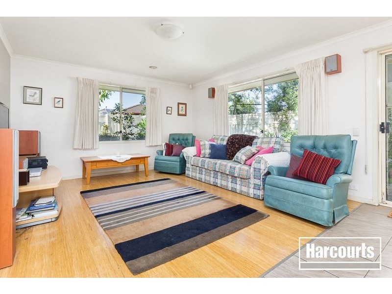 2 Bath Walk, Narre Warren South VIC 3805