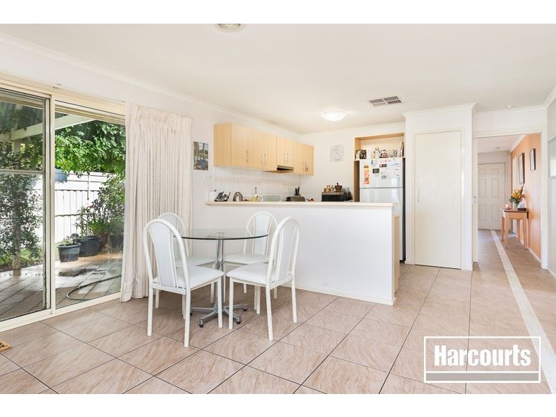 2 Bath Walk, Narre Warren South VIC 3805