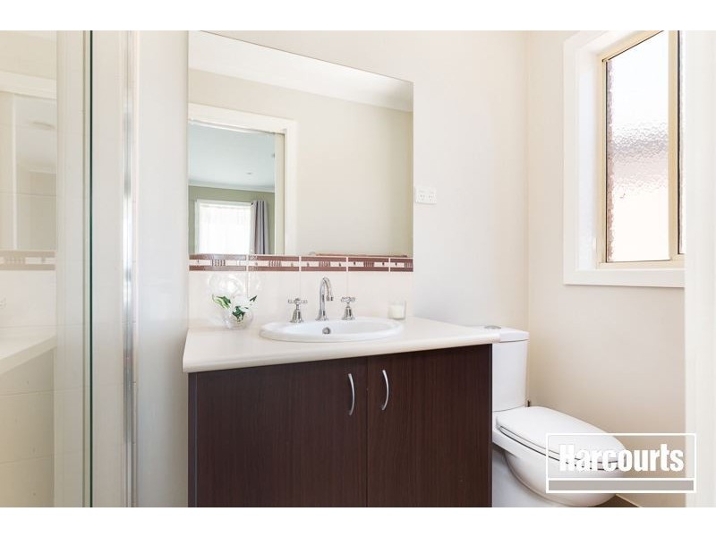 134 Paterson Drive, Lynbrook VIC 3975