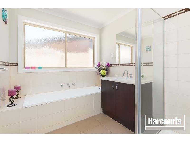 134 Paterson Drive, Lynbrook VIC 3975