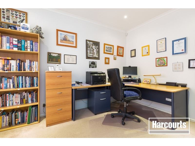 6 Ambrose Court, Berwick VIC 3806