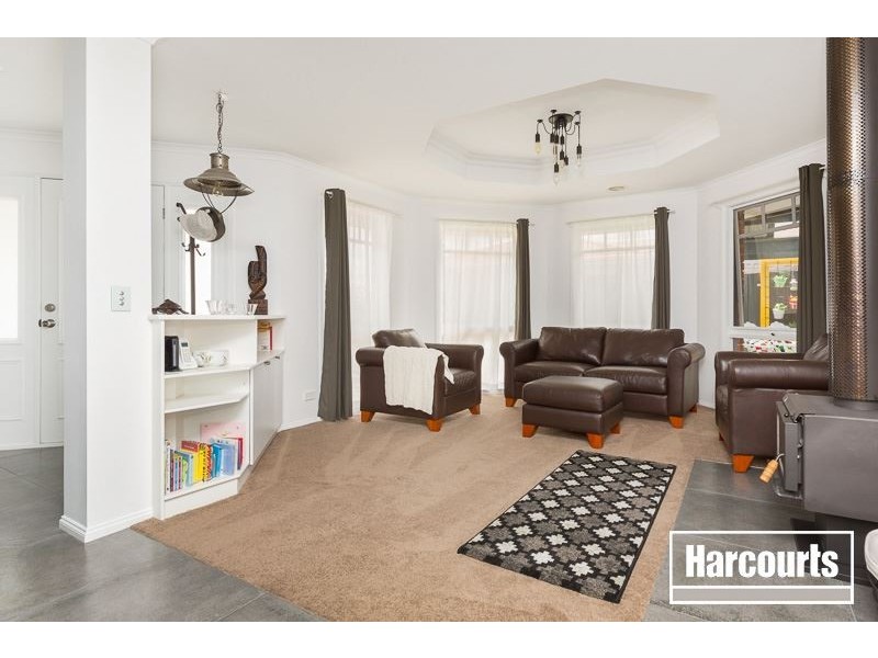 19 New England Way, Narre Warren VIC 3805