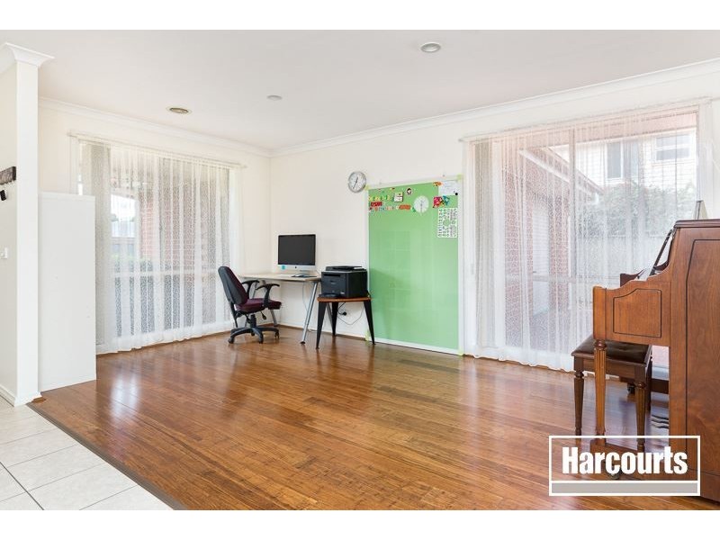 21 Napier Way, Narre Warren South VIC 3805