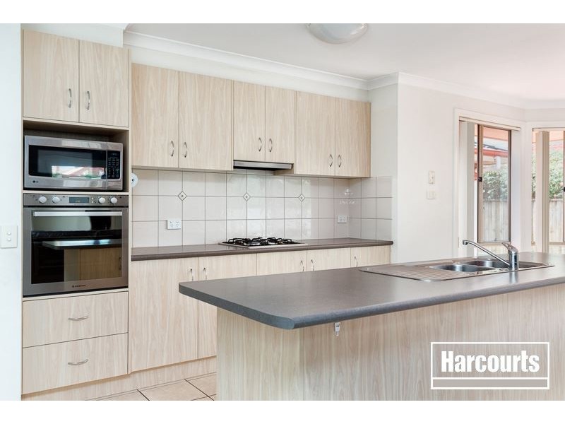 21 Napier Way, Narre Warren South VIC 3805