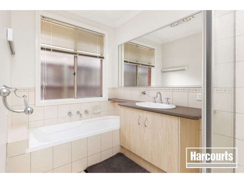 21 Napier Way, Narre Warren South VIC 3805