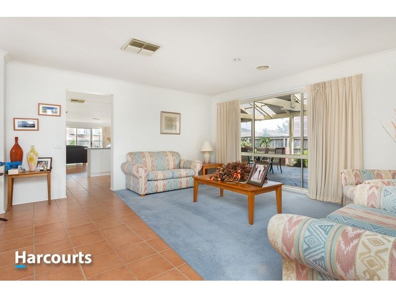 11 Lochard Terrace, Narre Warren South VIC 3805