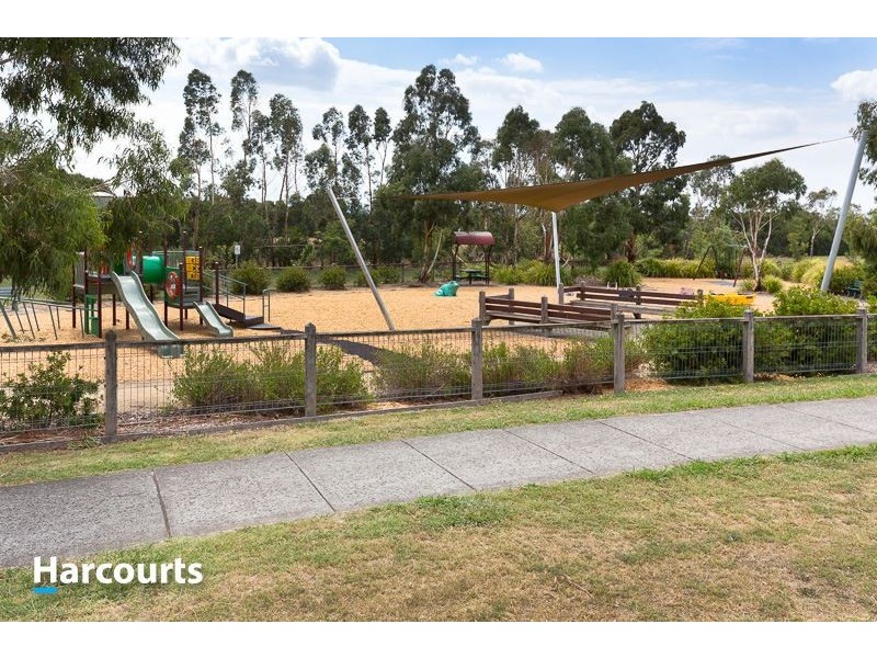 11 Lochard Terrace, Narre Warren South VIC 3805