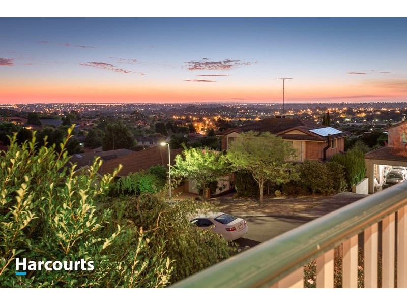 10 Barellan Mews, Berwick VIC 3806