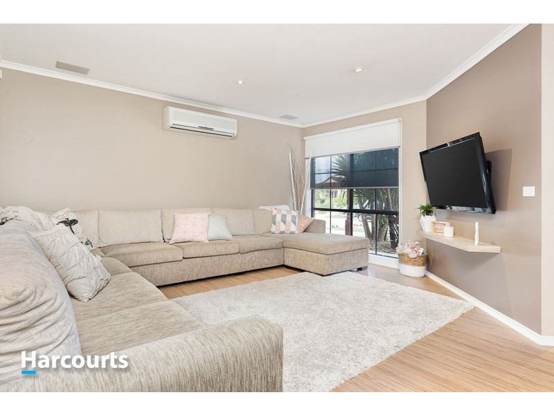 9 Wilmott Close, Berwick VIC 3806