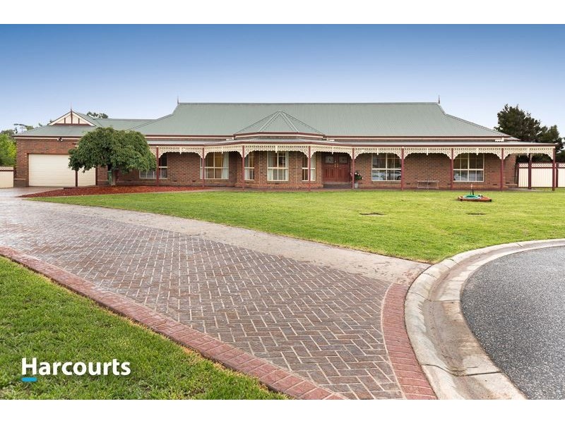 4 Bellaire Court, Narre Warren North VIC 3804