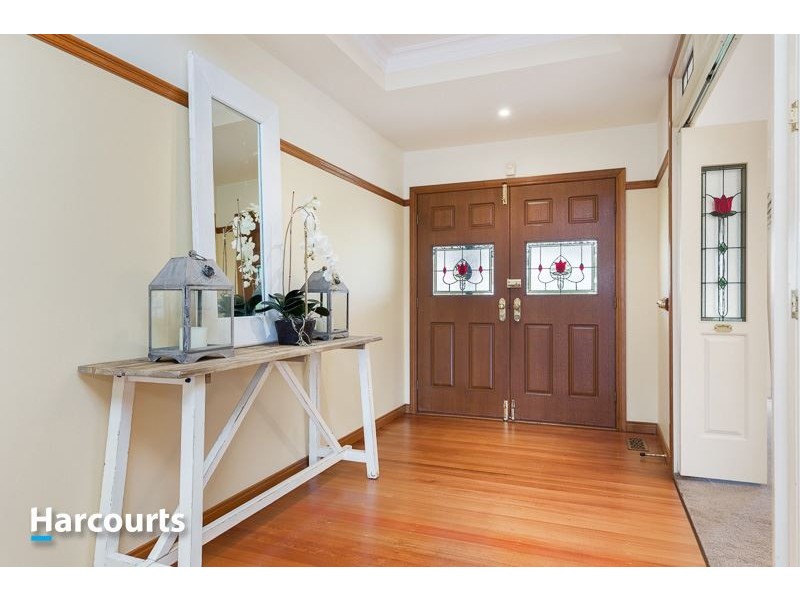 4 Bellaire Court, Narre Warren North VIC 3804