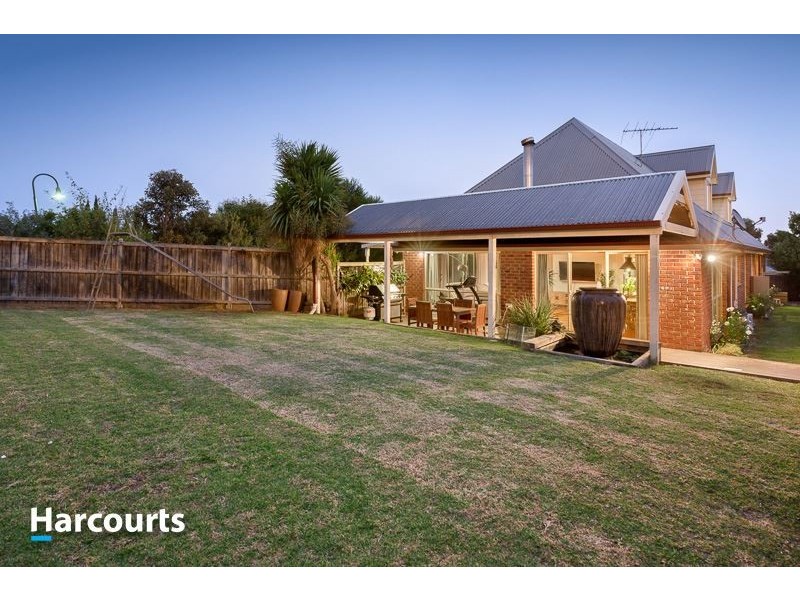 4 Tyrell Place, Berwick VIC 3806