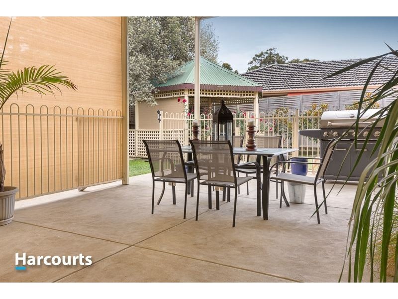34 Lodge Crescent, Berwick VIC 3806