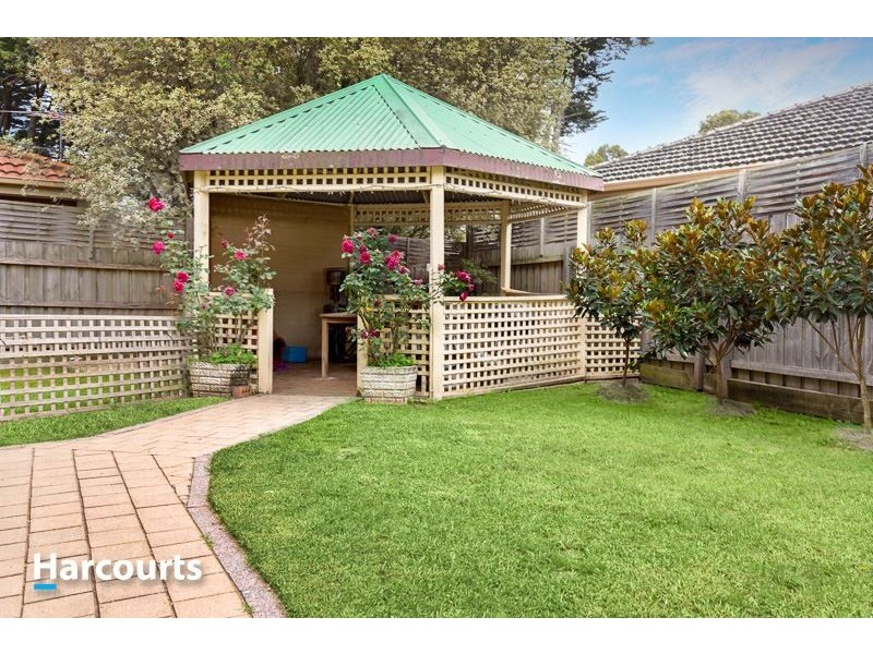 34 Lodge Crescent, Berwick VIC 3806