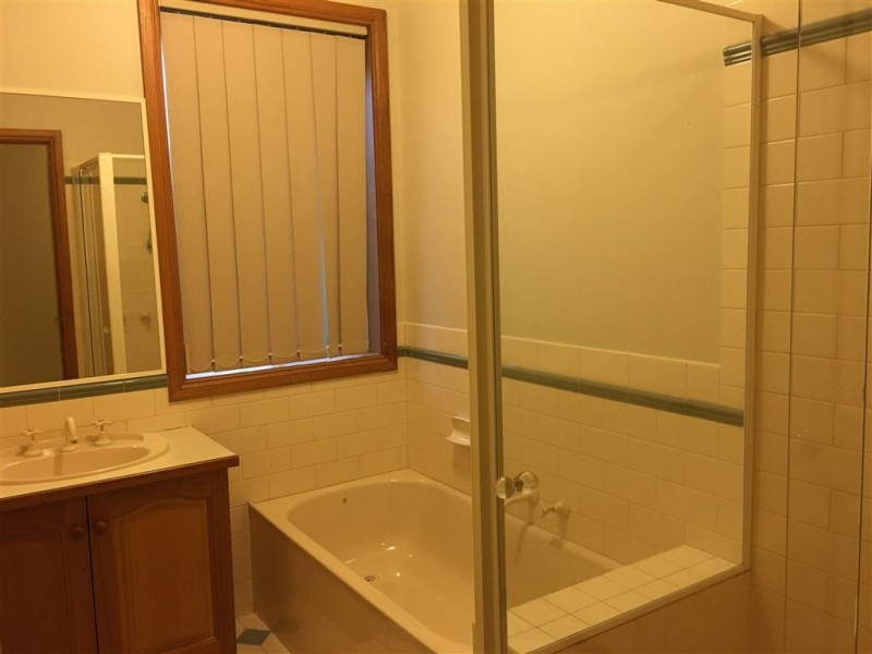 3/12 Brisbane Street, Berwick VIC 3806