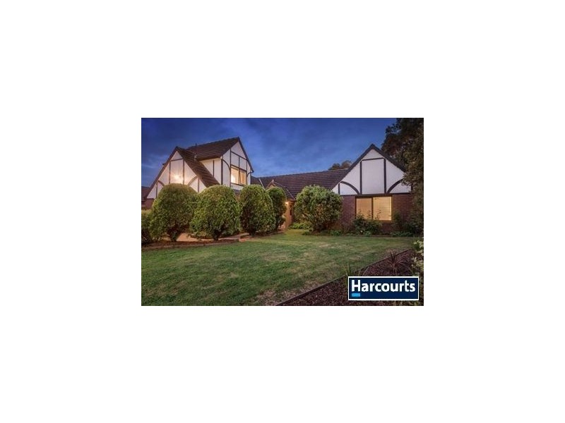 11 Tyntynder Close, Berwick VIC 3806