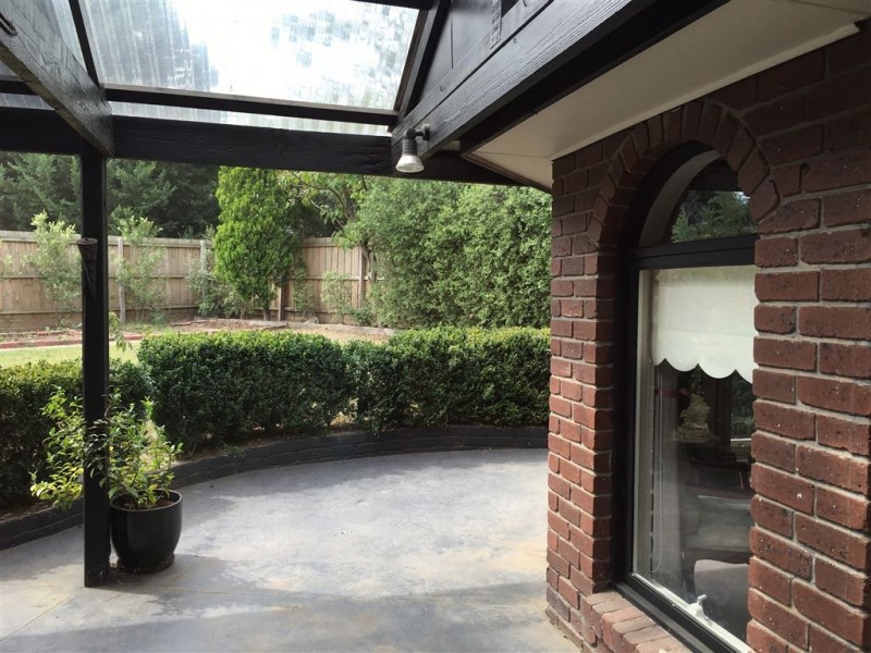 11 Tyntynder Close, Berwick VIC 3806