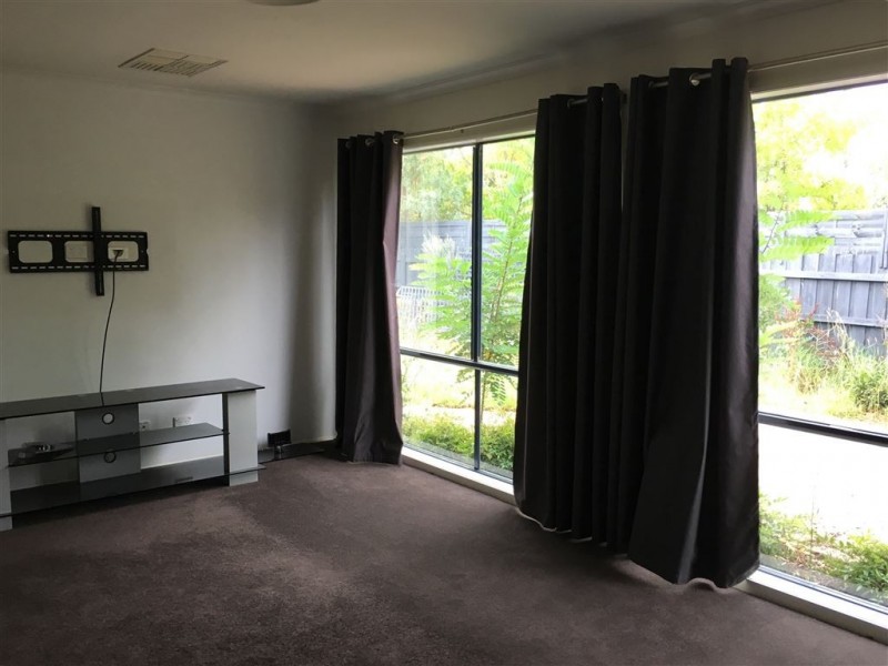 47 Grand Arch Way, Berwick VIC 3806