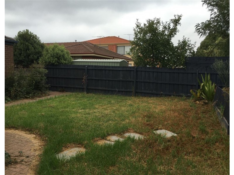 47 Grand Arch Way, Berwick VIC 3806