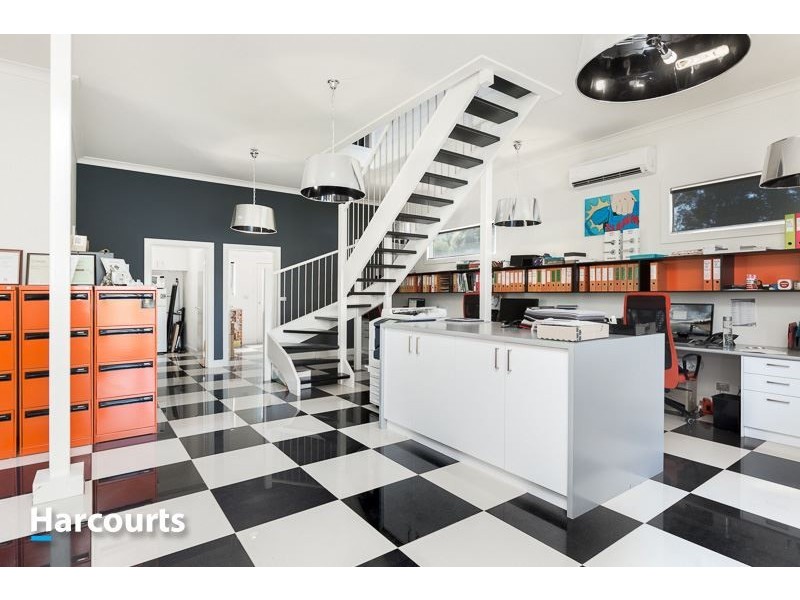 21 Quamby Road, Guys Hill VIC 3807