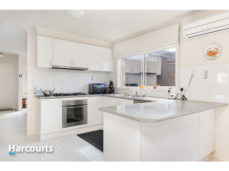 84 Ridgemont Drive, Berwick VIC 3806