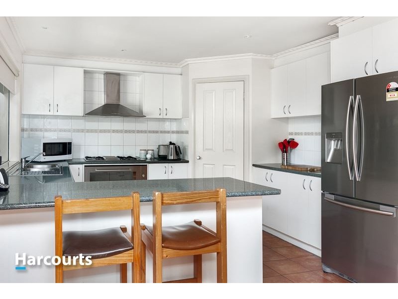 48 Chirnside Road, Berwick VIC 3806