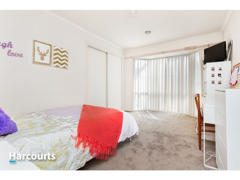 48 Chirnside Road, Berwick VIC 3806