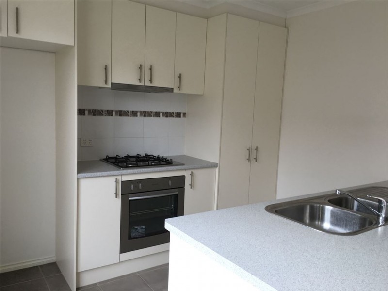 17 Syme Road, Pakenham VIC 3810