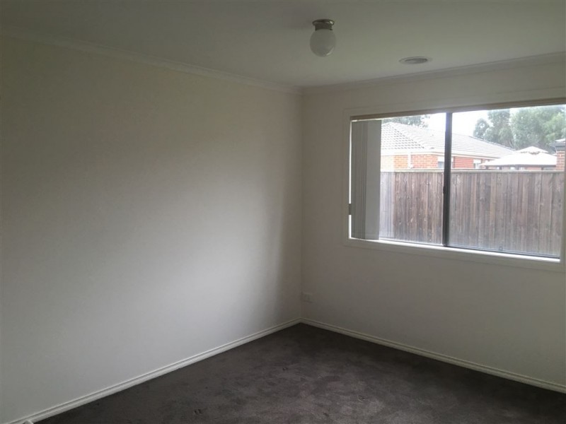 17 Syme Road, Pakenham VIC 3810