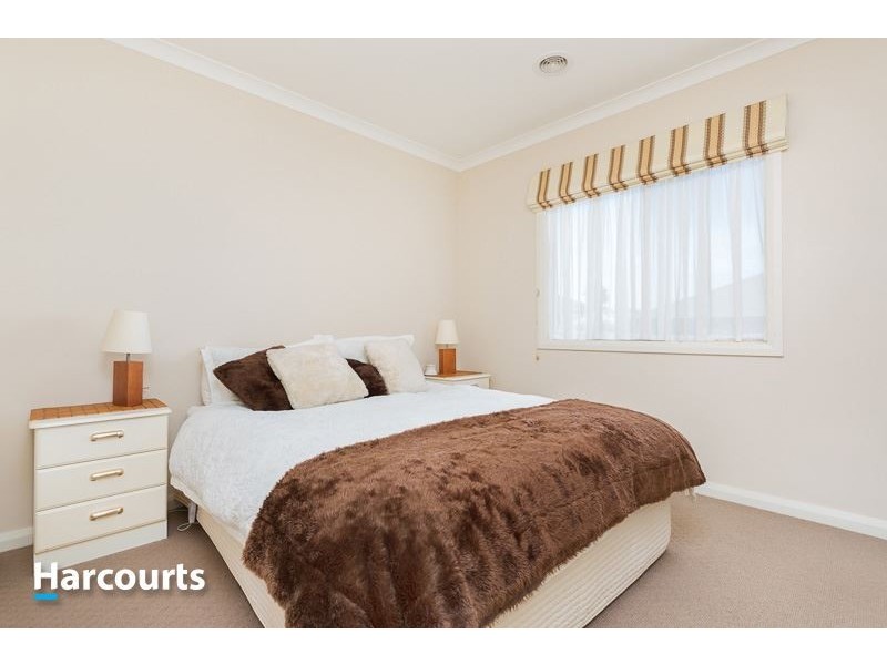 57 Bridgewater Boulevard, Berwick VIC 3806