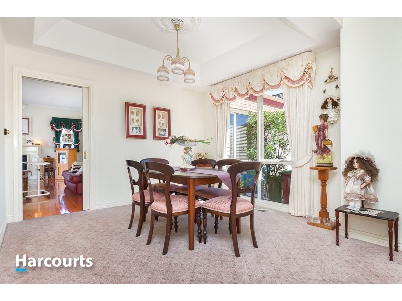 19 Louise Baille Avenue, Narre Warren South VIC 3805